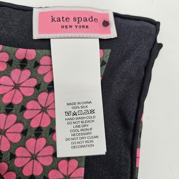 Kate Spade Silk Scarf And Ponytail Scruncci Bundle Set - Picture 2 of 5